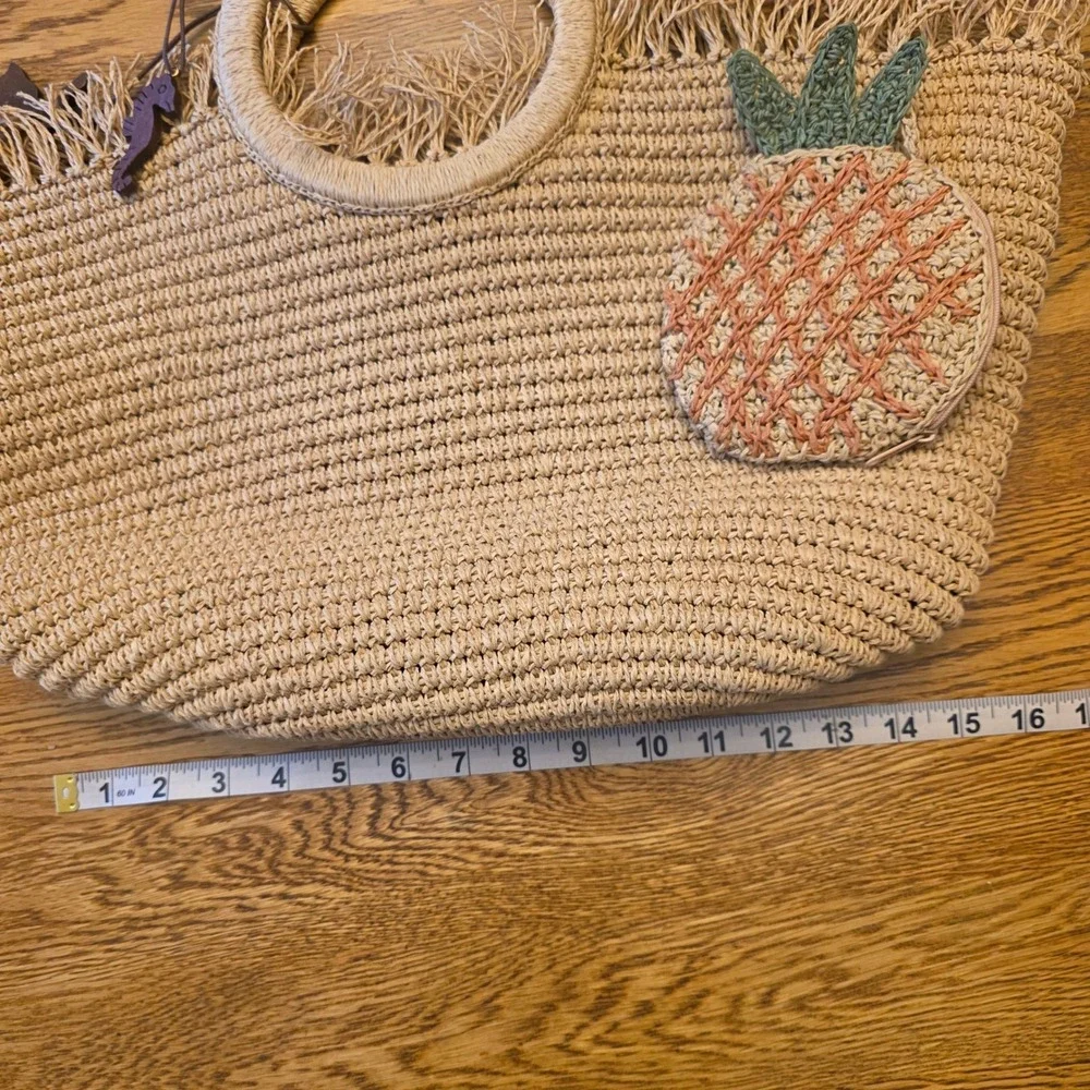 2pc Liz Claiborne Woven Straw Tote Bag Pineapple Fringed Beach Resort Coin Purse